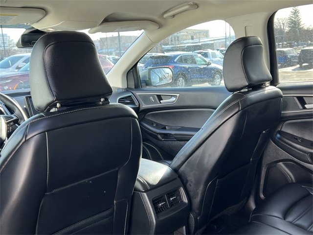 Used 2024 Ford Edge SEL image 32