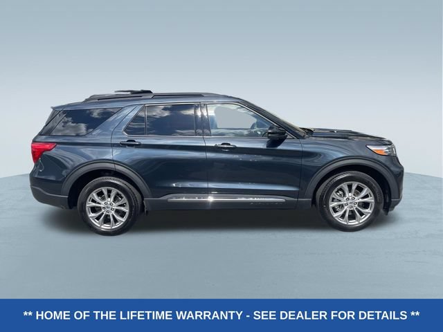 Used 2024 Ford Explorer XLT w/ Equipment Group 202A AWD/4WD image 2