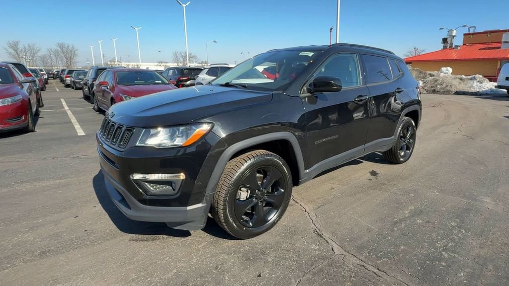 Used 2020 Jeep Compass Latitude image 4