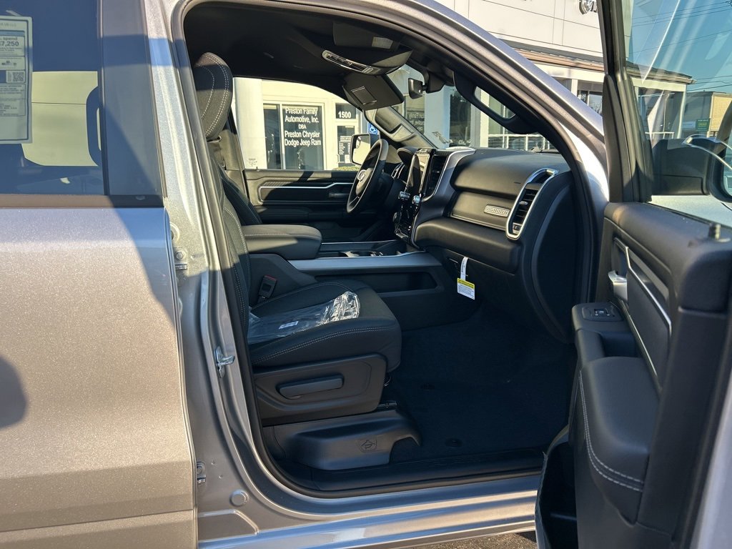 New 2026 RAM 1500 Big Horn image 8