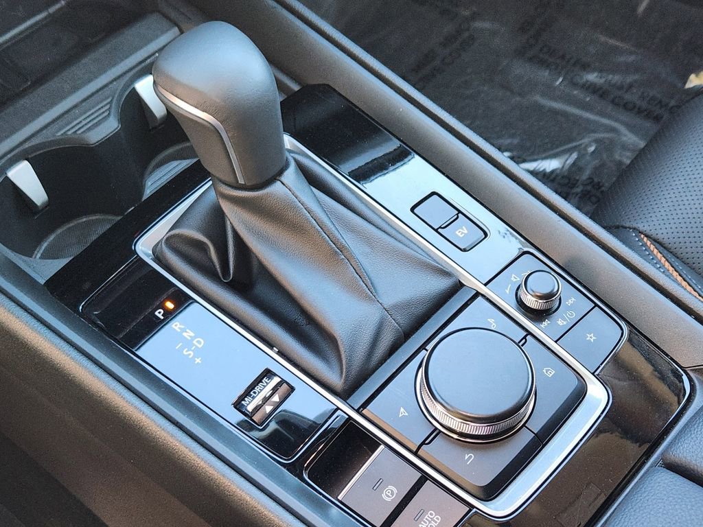 Used 2025 MAZDA CX-50 AWD 2.5 Hybrid w/ Premium Pkg image 16