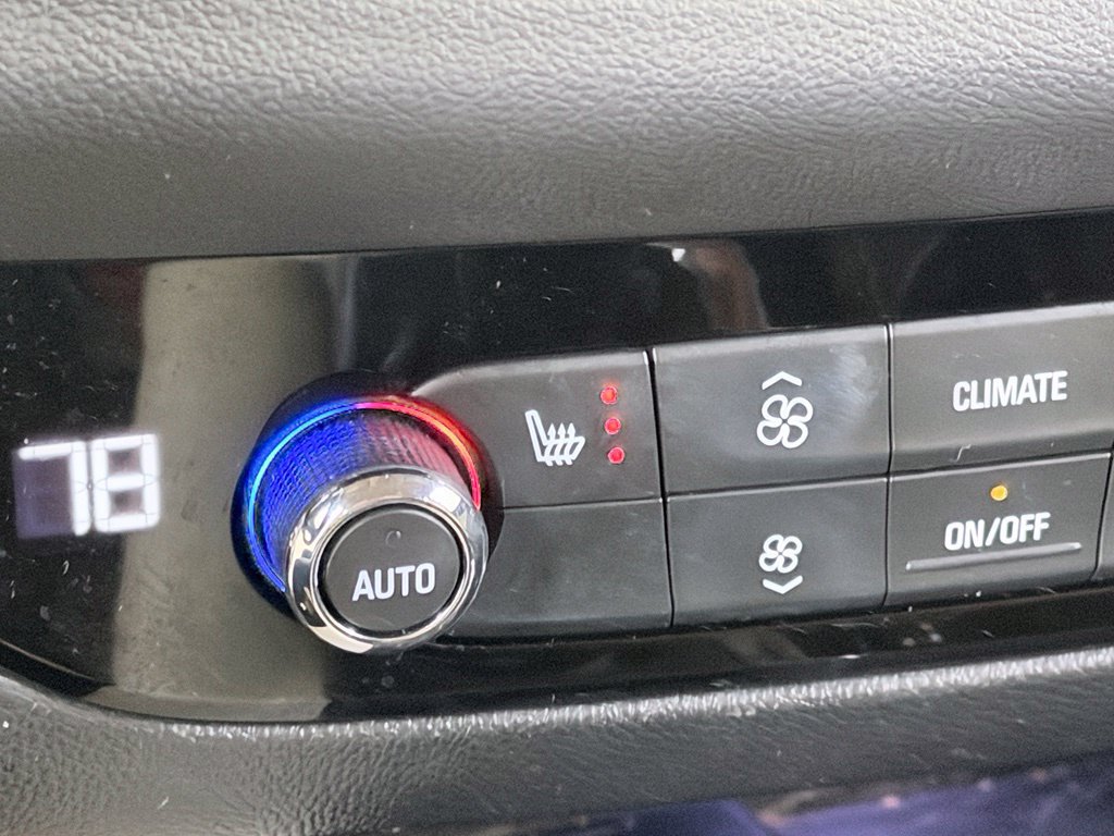 Used 2020 Buick Enclave Essence w/ Sound and Sites Package FWD image 55
