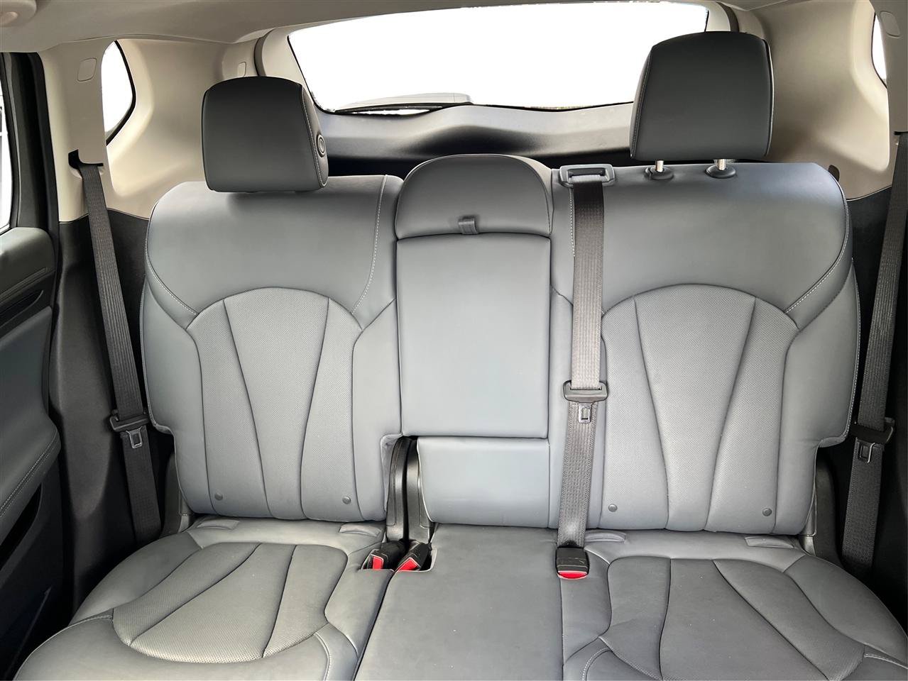 Used 2019 Buick Envision Premium w/ Driver Confidence Package AWD/4WD image 26