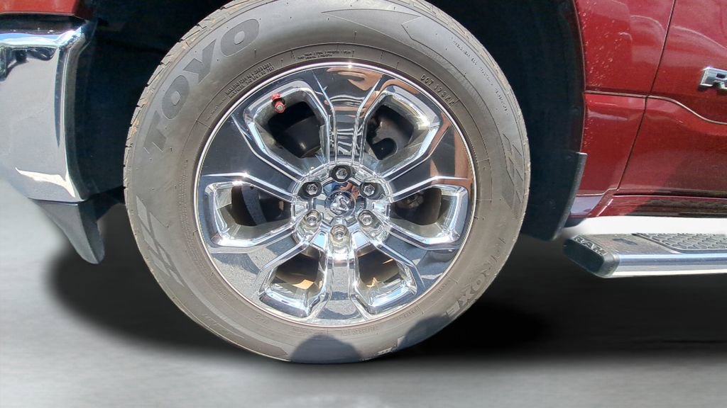 Used 2021 RAM 1500 Big Horn image 3