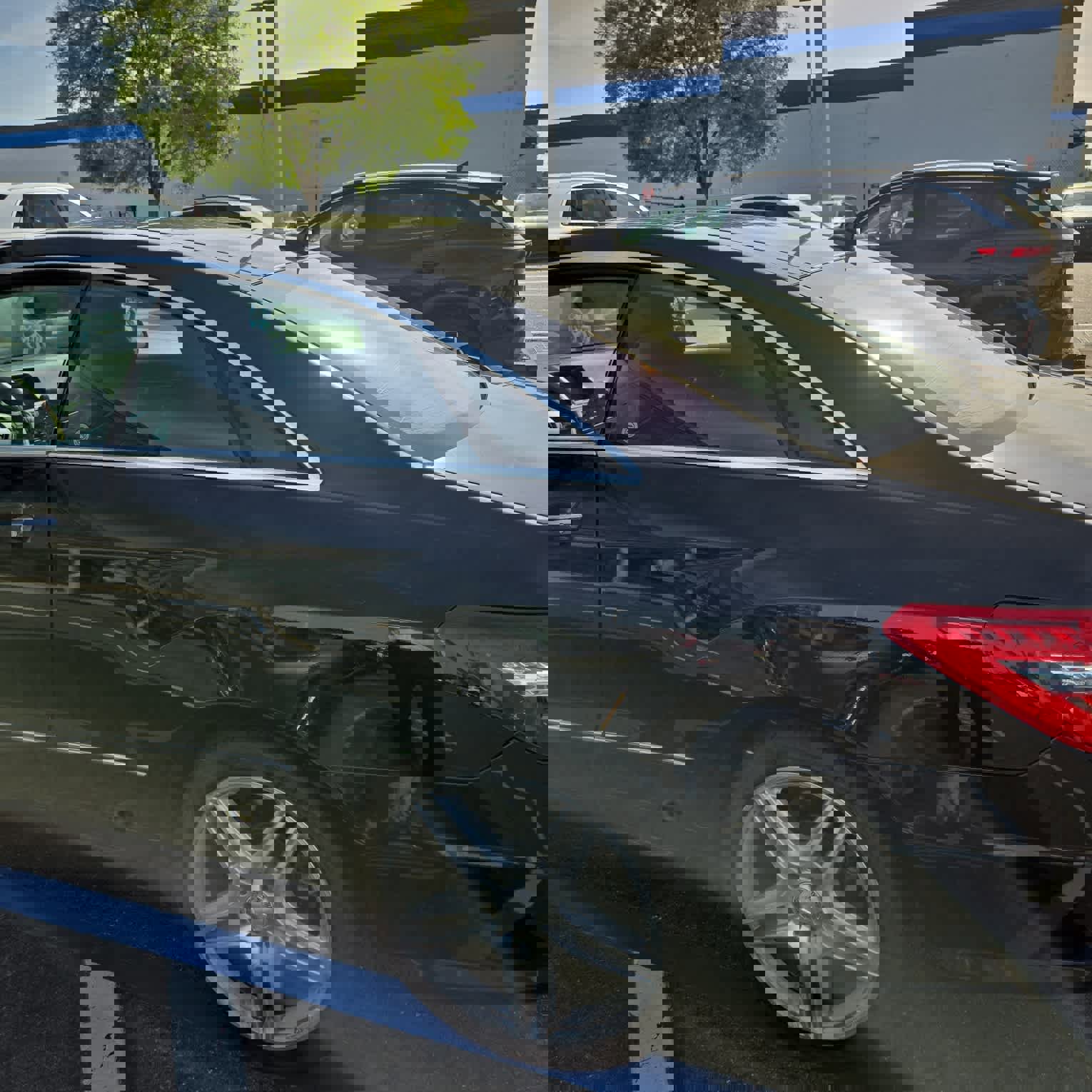 Used 2012 Mercedes-Benz E 550 Coupe image 9