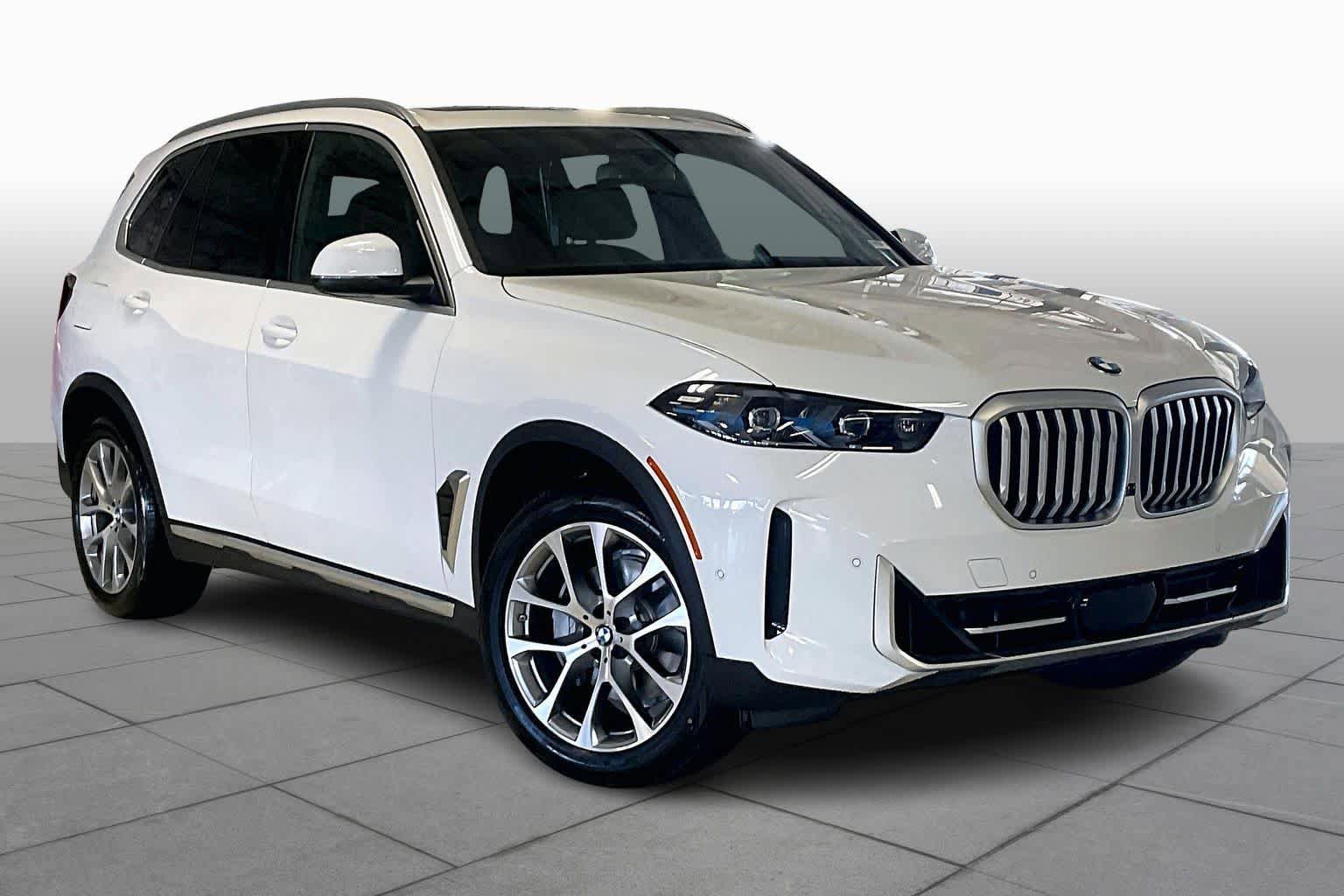 New 2026 BMW X5 sDrive40i w/ Climate Comfort Package image 2