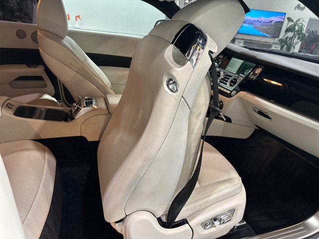 Used 2015 Rolls-Royce Wraith RWD image 56