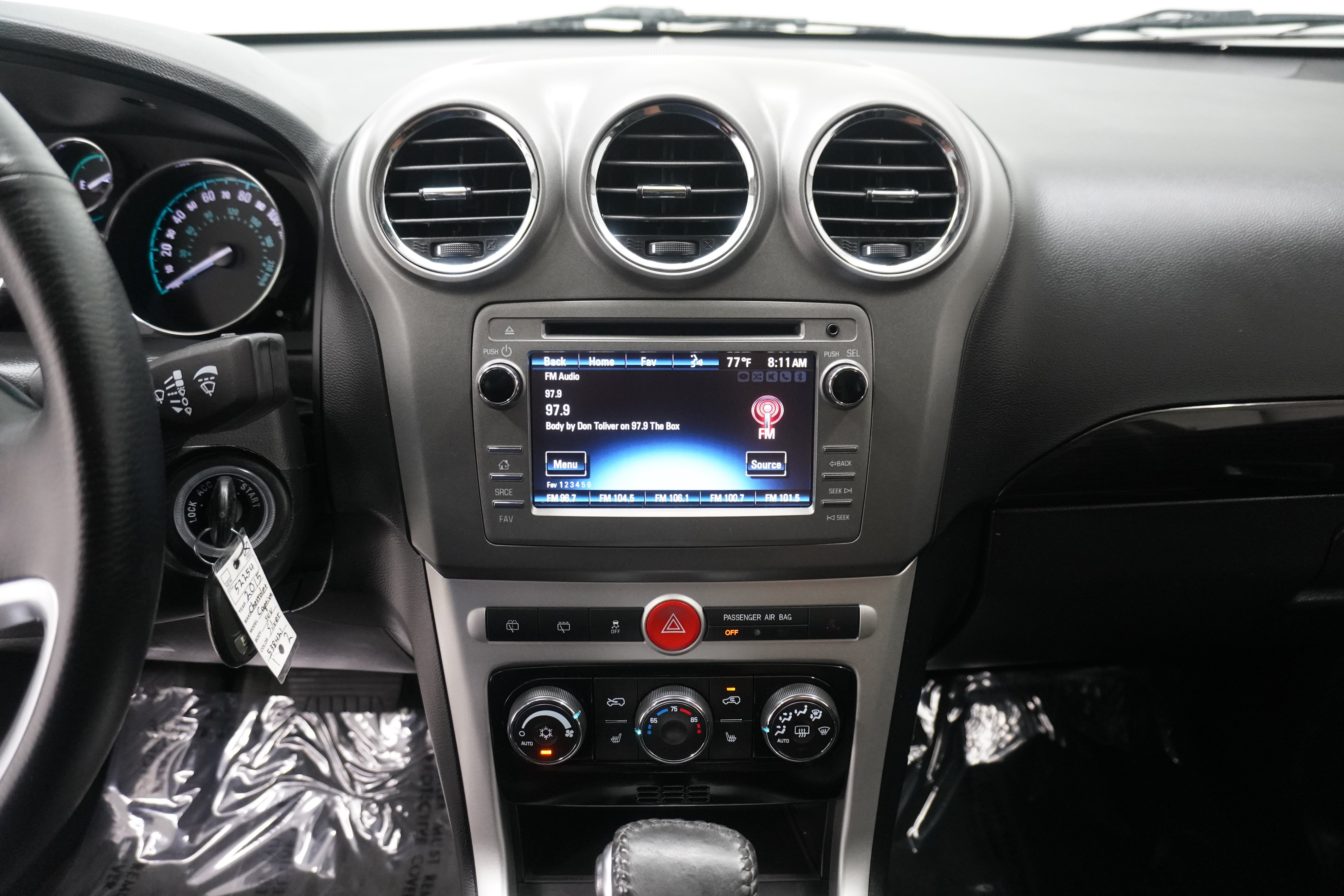 Used 2015 Chevrolet Captiva Sport LT w/ Convenience Package FWD image 19