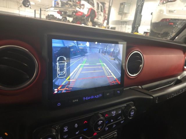 Used 2019 Jeep Wrangler Unlimited Rubicon w/ Steel Bumper Group image 15