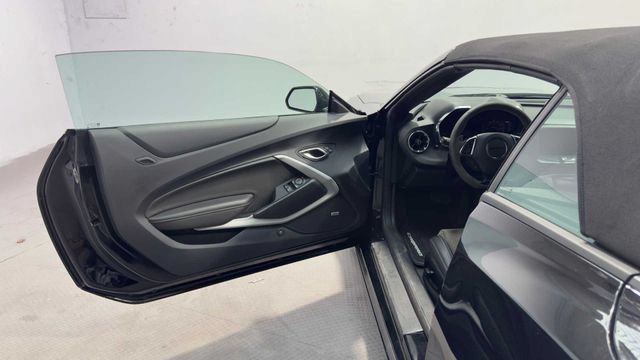 Used 2024 Chevrolet Camaro LT w/ Technology Package RWD image 13