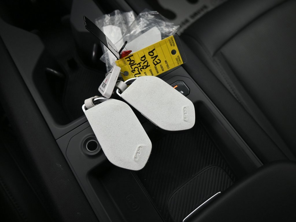 Used 2024 Kia EV9 Light Long Range image 16