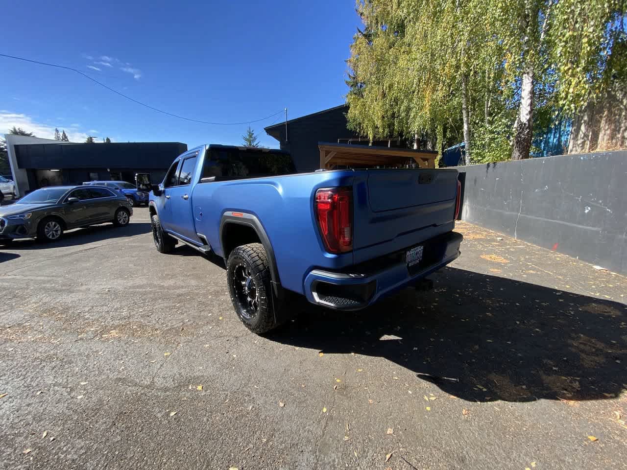 Used 2021 GMC Sierra 3500 Denali w/ Denali Ultimate Package AWD/4WD image 4