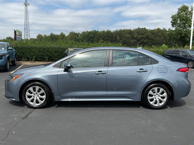 Used 2026 Toyota Corolla LE FWD image 12