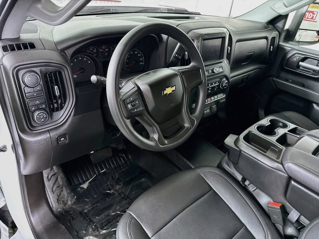 Used 2021 Chevrolet Silverado 2500 W/T w/ WT Convenience Package AWD/4WD image 17