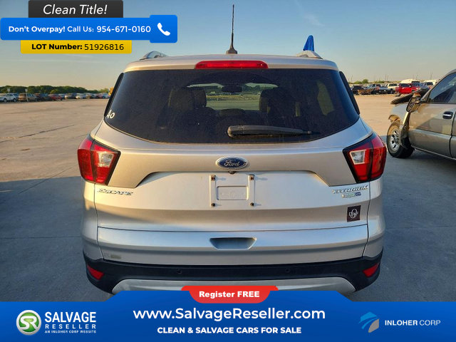 Used 2019 Ford Escape Titanium w/ U9j03 - Titanium Tow Package AWD/4WD image 8