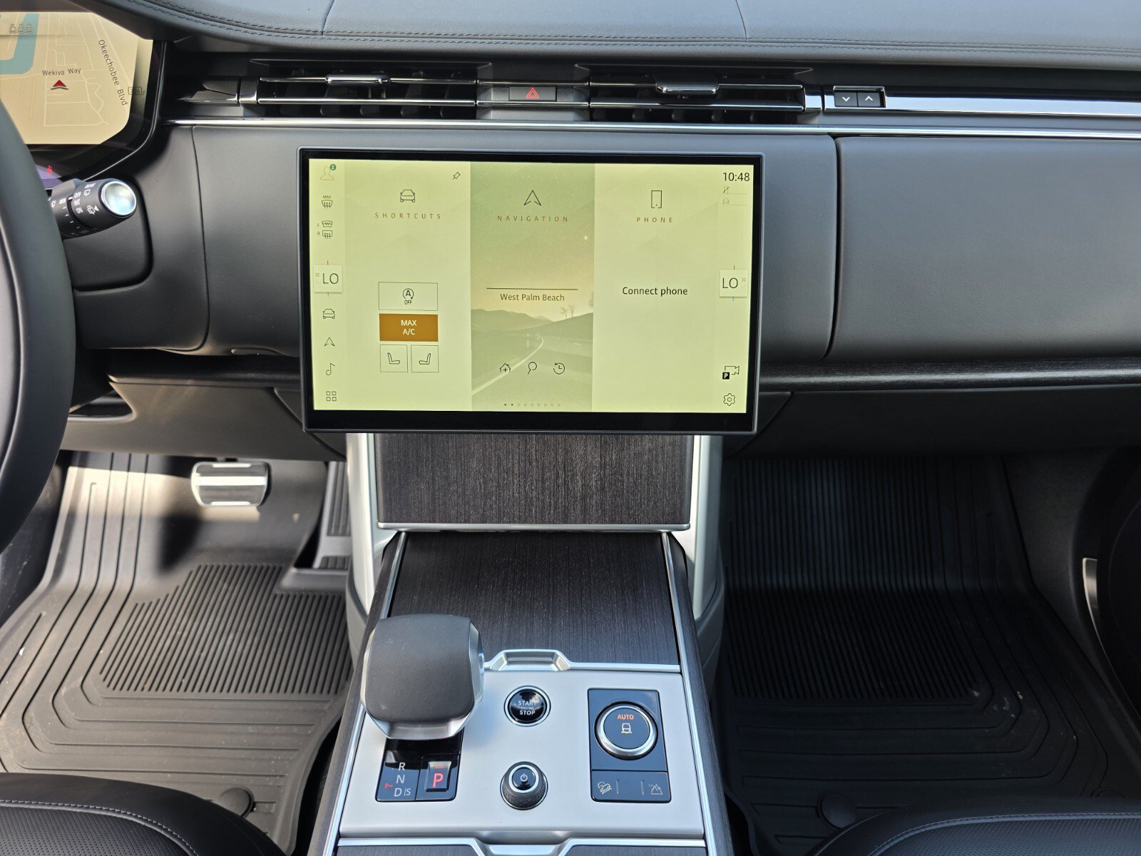 New 2027 Land Rover Range Rover SE AWD/4WD image 17