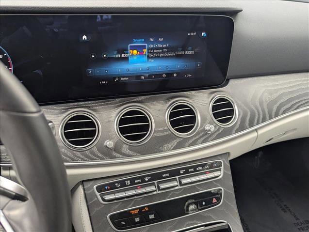 Used 2022 Mercedes-Benz E 350 Sedan image 15