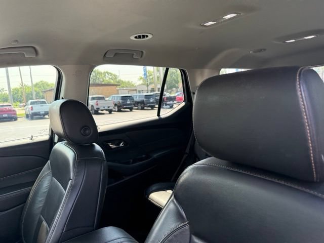 Used 2021 Chevrolet Traverse RS w/ LPO, Floor Liner Package FWD image 8