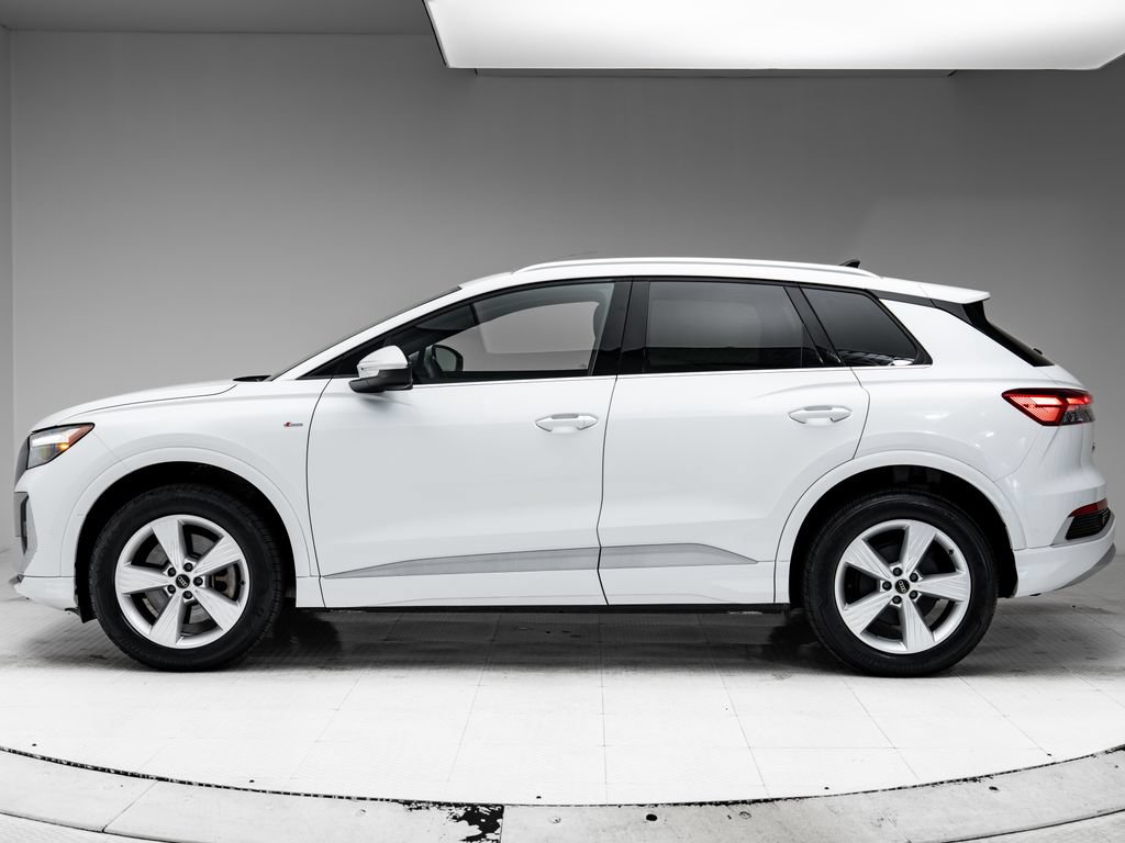 Used 2023 Audi Q4 e-tron Premium w/ Convenience Package AWD/4WD image 2