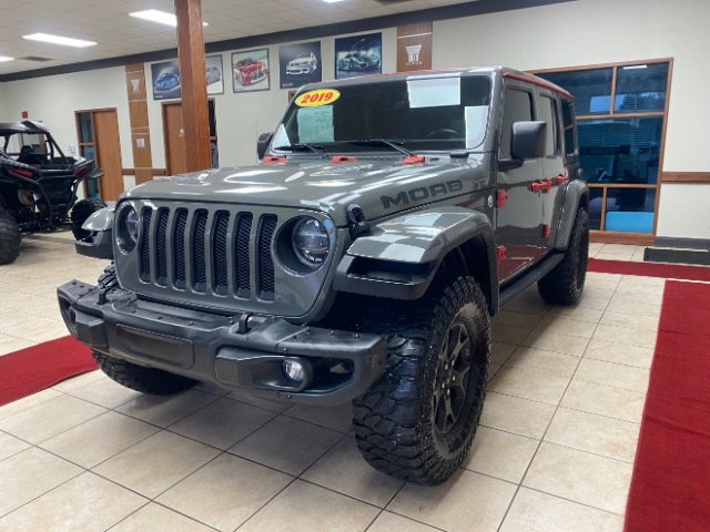 Used 2019 Jeep Wrangler Unlimited Sahara w/ Quick Order Package 24M Moab image 1