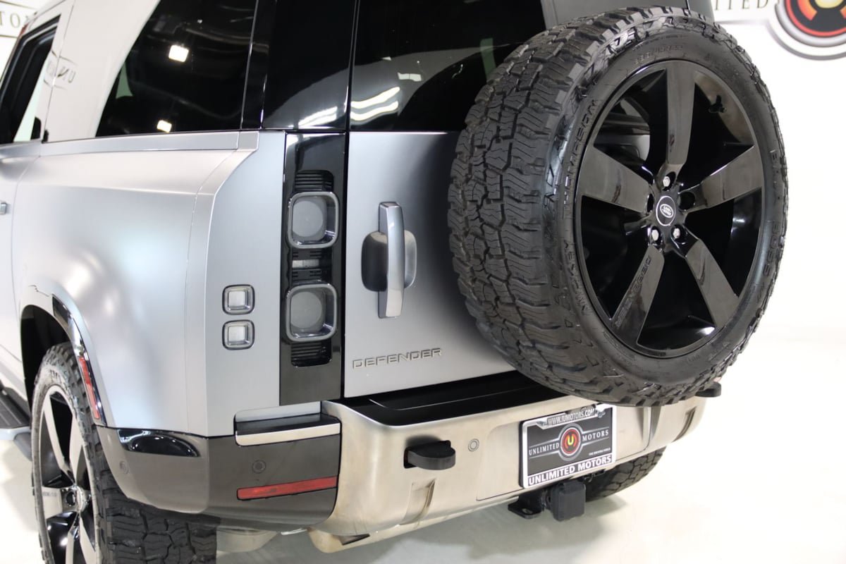 Used 2023 Land Rover Defender 90 X AWD/4WD image 55