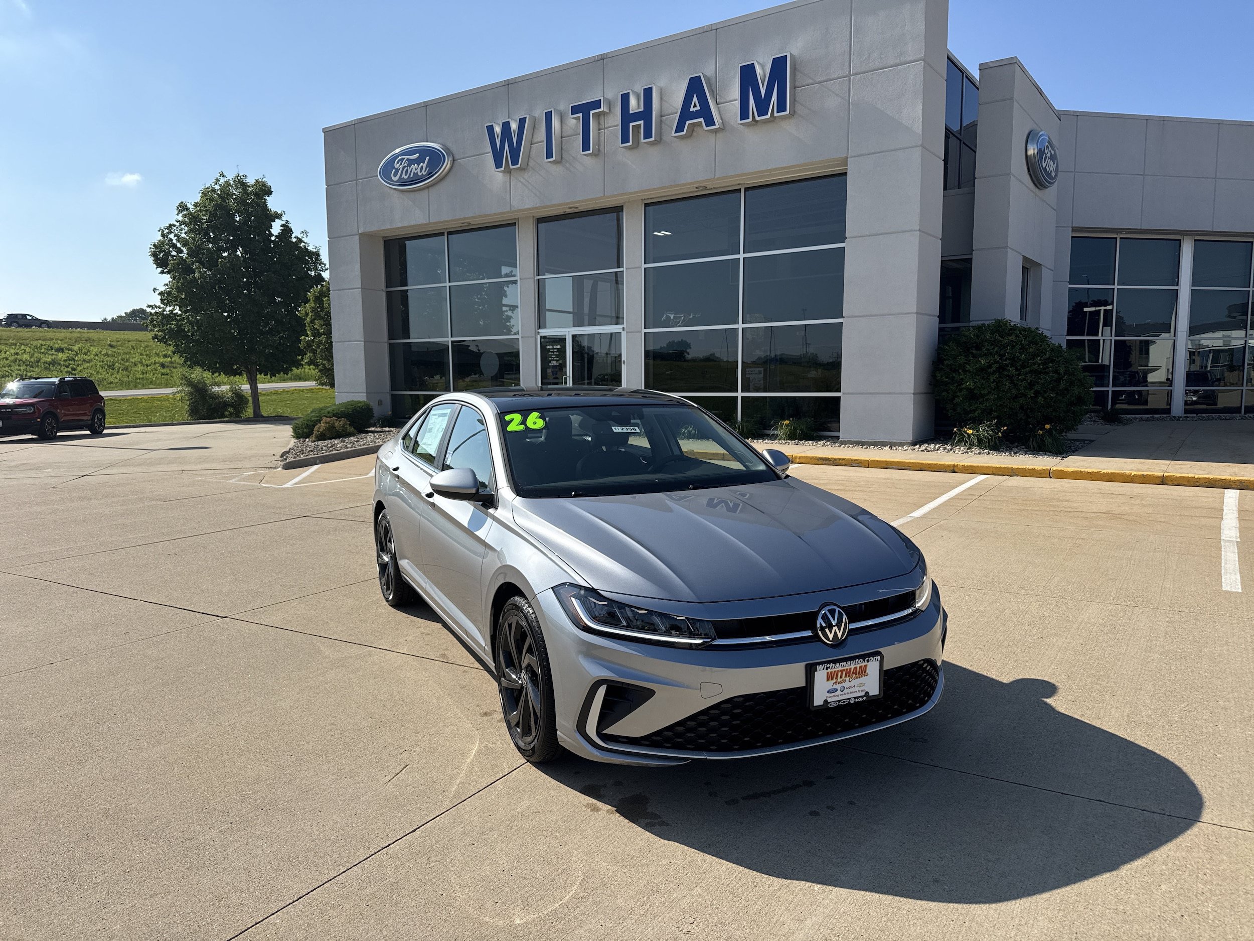 New 2026 Volkswagen Jetta SE FWD image 2