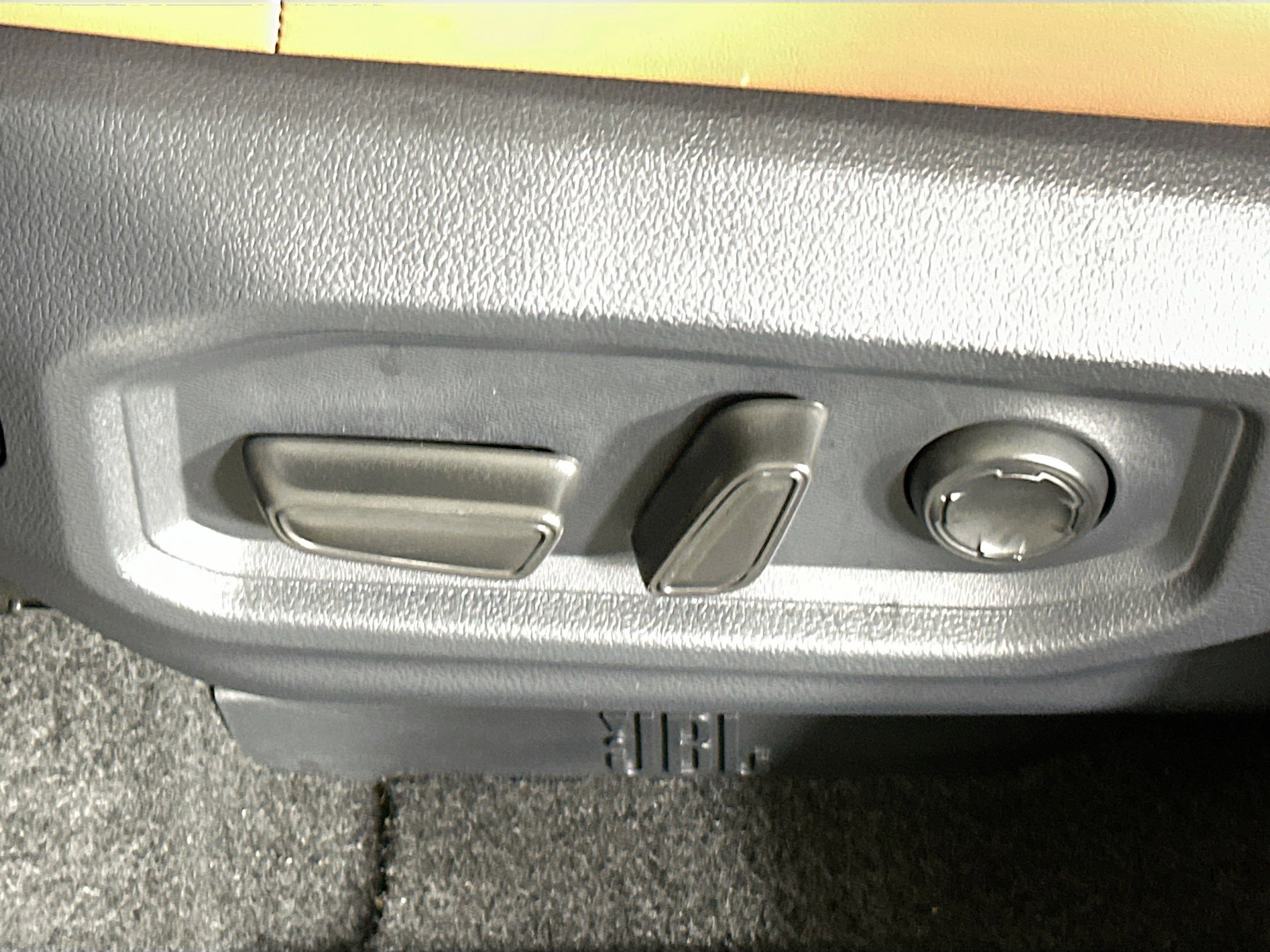 Used 2025 Toyota Tundra 1794 Edition image 13