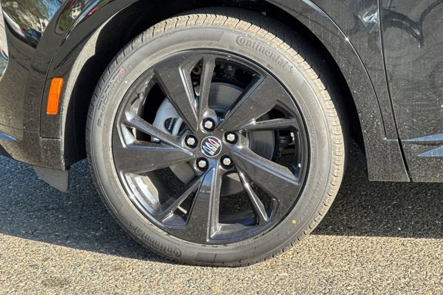 New 2026 Buick Envision Sport Touring AWD/4WD image 32