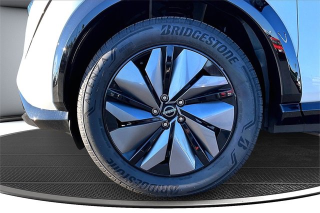 Certified 2025 Nissan Ariya AWD image 33
