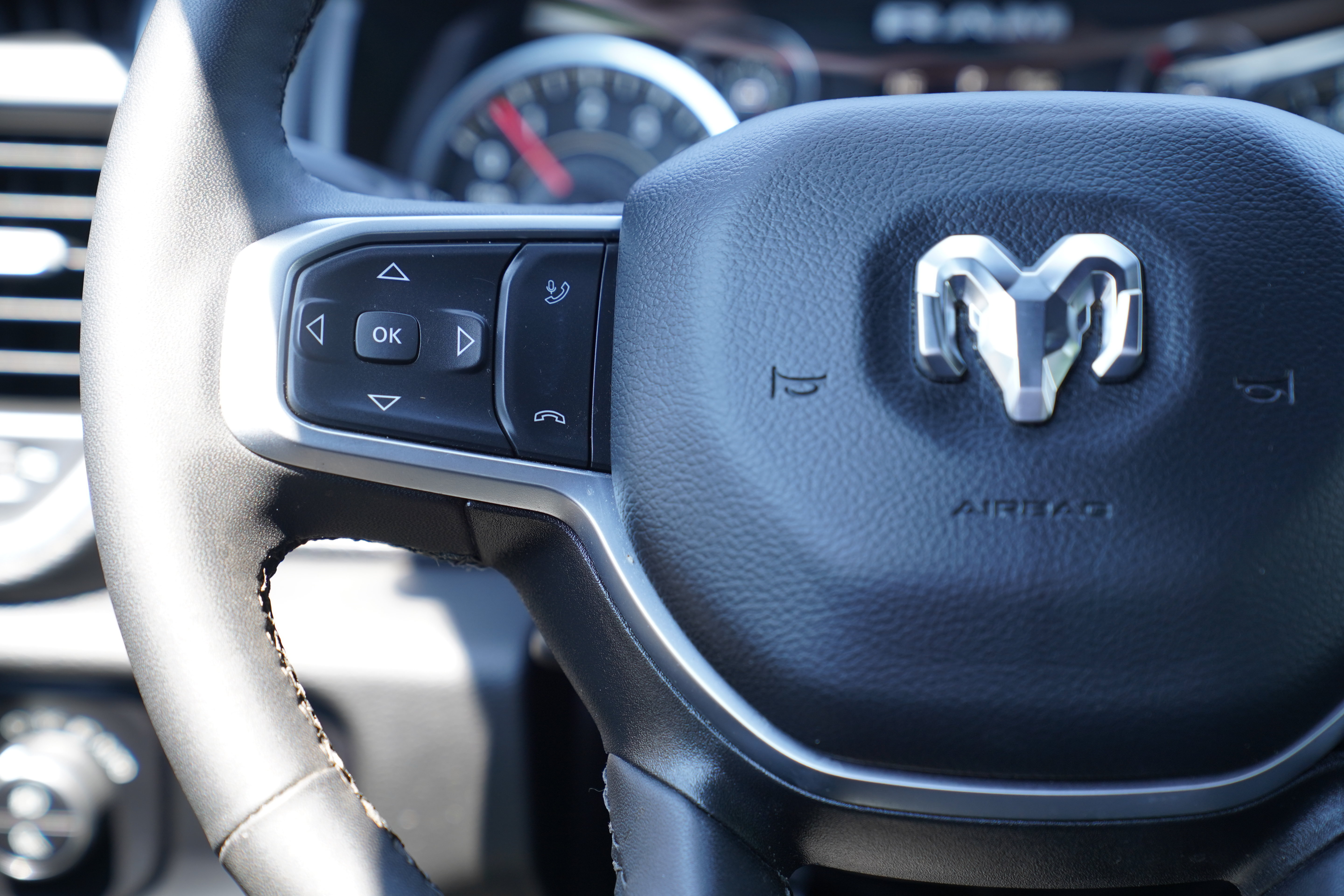 Used 2025 RAM 1500 Big Horn AWD/4WD image 18