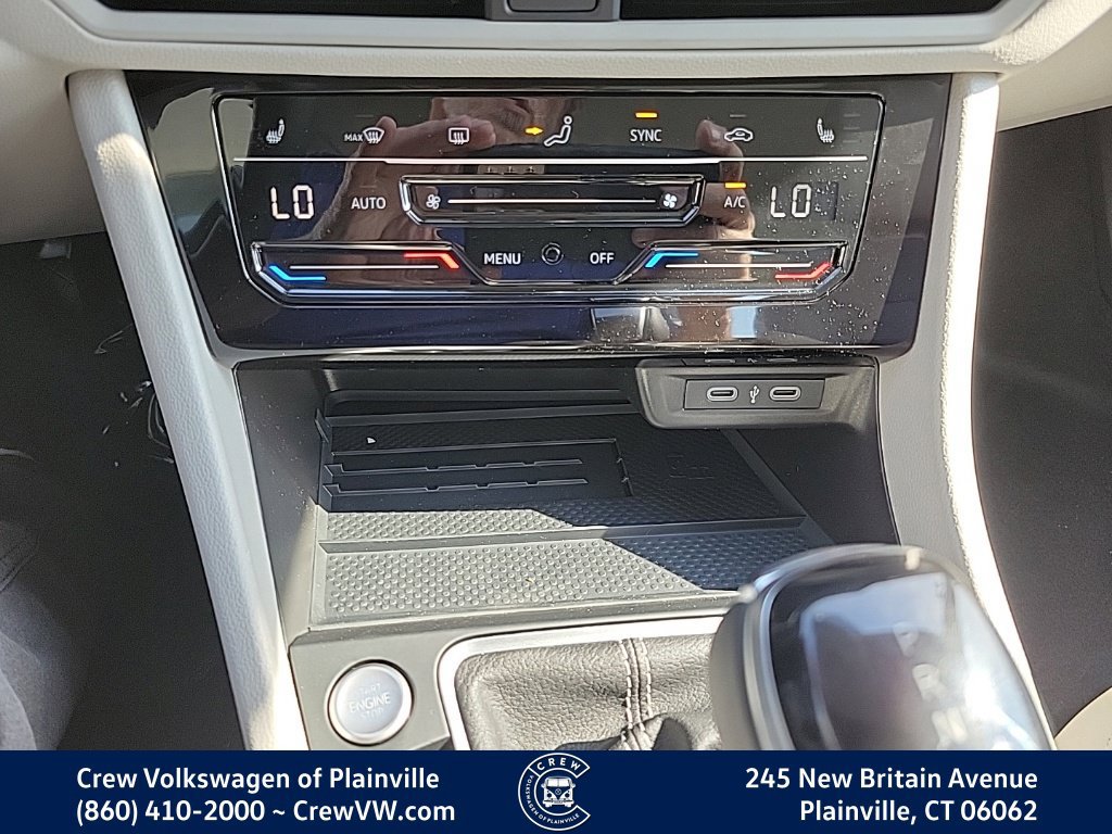 New 2027 Volkswagen Jetta SE FWD image 8
