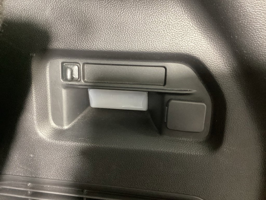 Used 2023 Ford Explorer XLT w/ Equipment Group 202A image 35