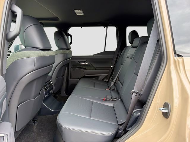 New 2026 Lexus GX 550 AWD/4WD image 21