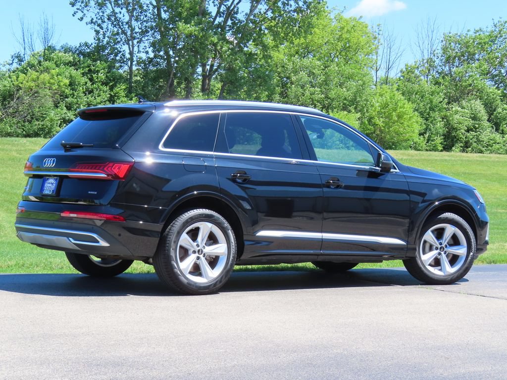 Used 2023 Audi Q7 2.0T Premium Plus w/ Premium Plus Package AWD/4WD image 3