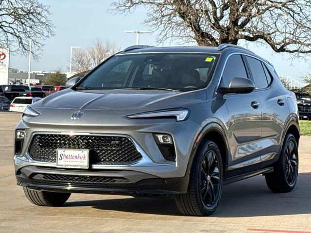 Used 2024 Buick Encore GX Sport Touring w/ Comfort Package image 3