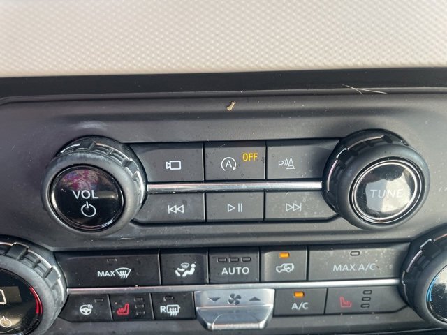 Used 2023 Ford Bronco Wildtrak image 29