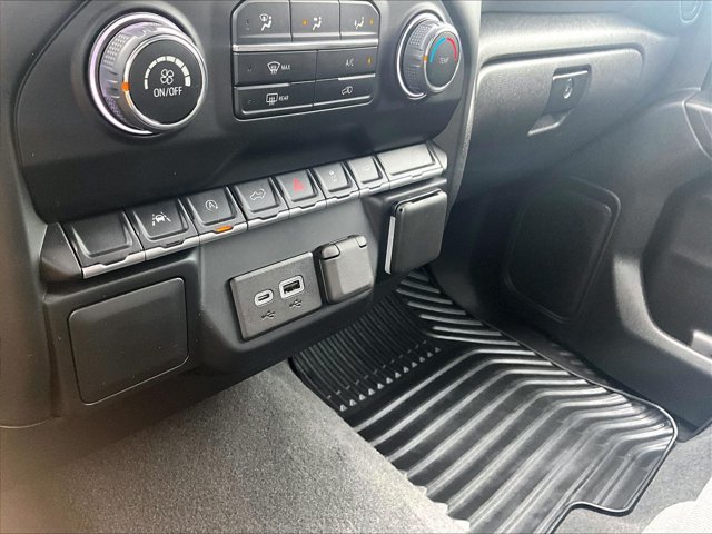 Used 2022 Chevrolet Silverado 1500 Custom RWD image 23