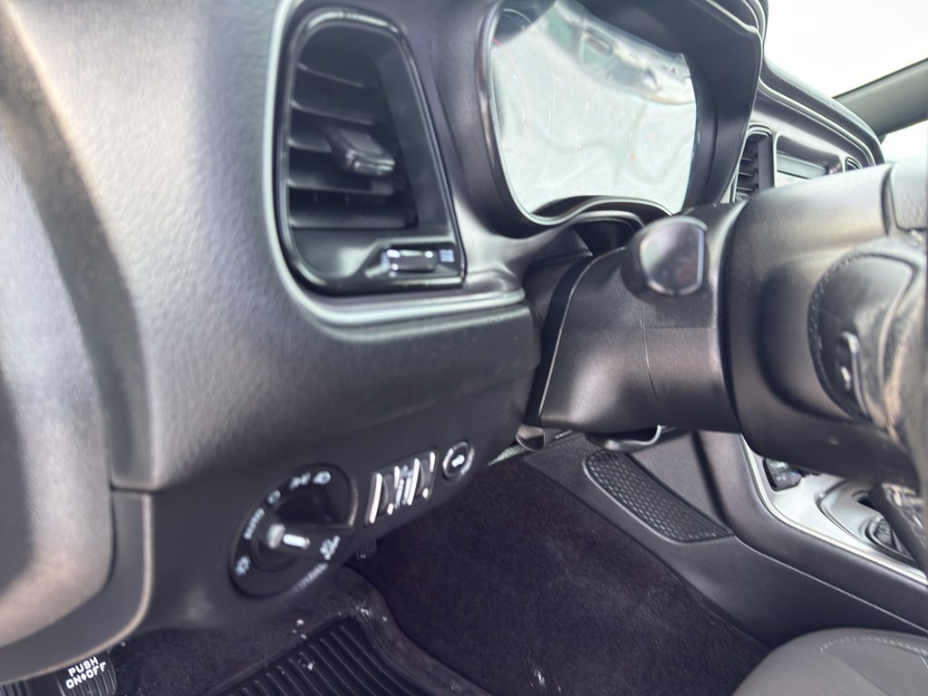 Used 2019 Dodge Challenger SXT w/ Blacktop Package image 13