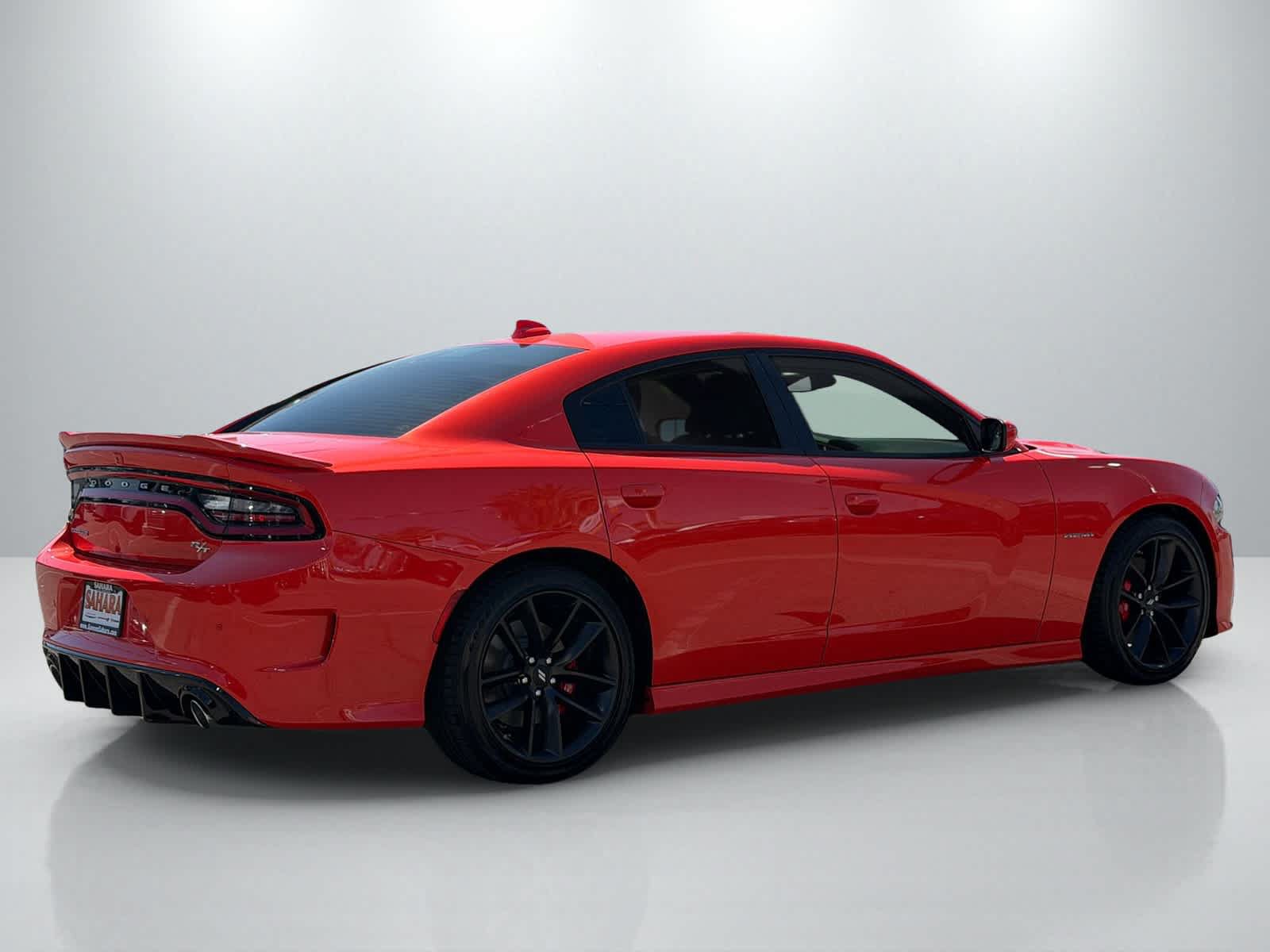 Used 2022 Dodge Charger R/T w/ Performance Handling Group RWD image 10