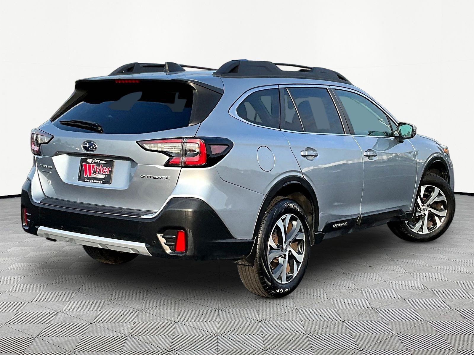 Used 2022 Subaru Outback Limited w/ Popular Package #2 AWD/4WD image 6