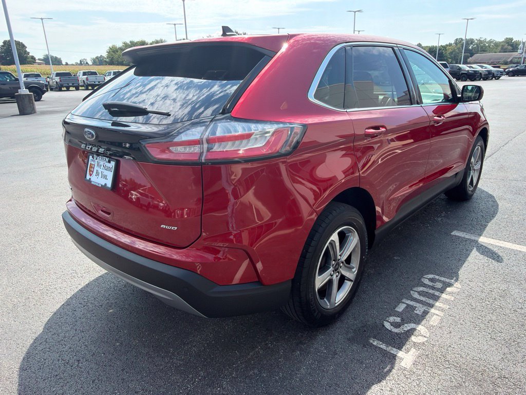 Used 2023 Ford Edge SEL AWD/4WD image 5