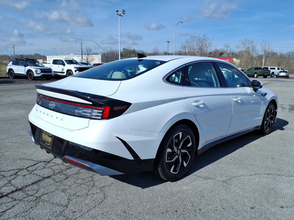 Used 2025 Hyundai Sonata SEL image 16