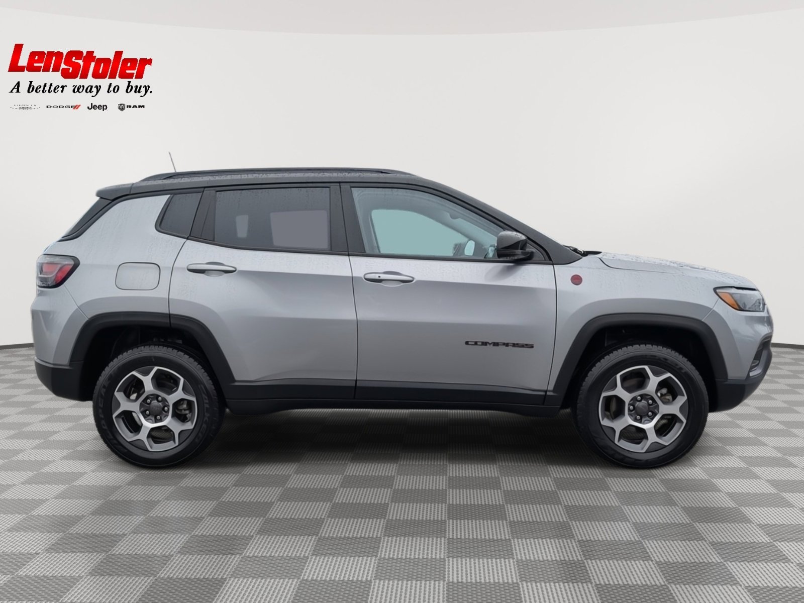 Used 2022 Jeep Compass Trailhawk w/ Trailhawk Elite Group image 6