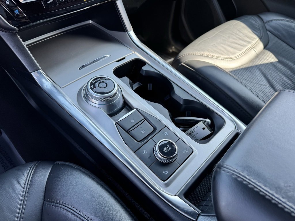 Used 2022 Ford Explorer Platinum w/ Equipment Group 601A image 41