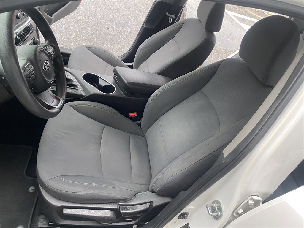 Used 2015 Kia Optima LX image 13