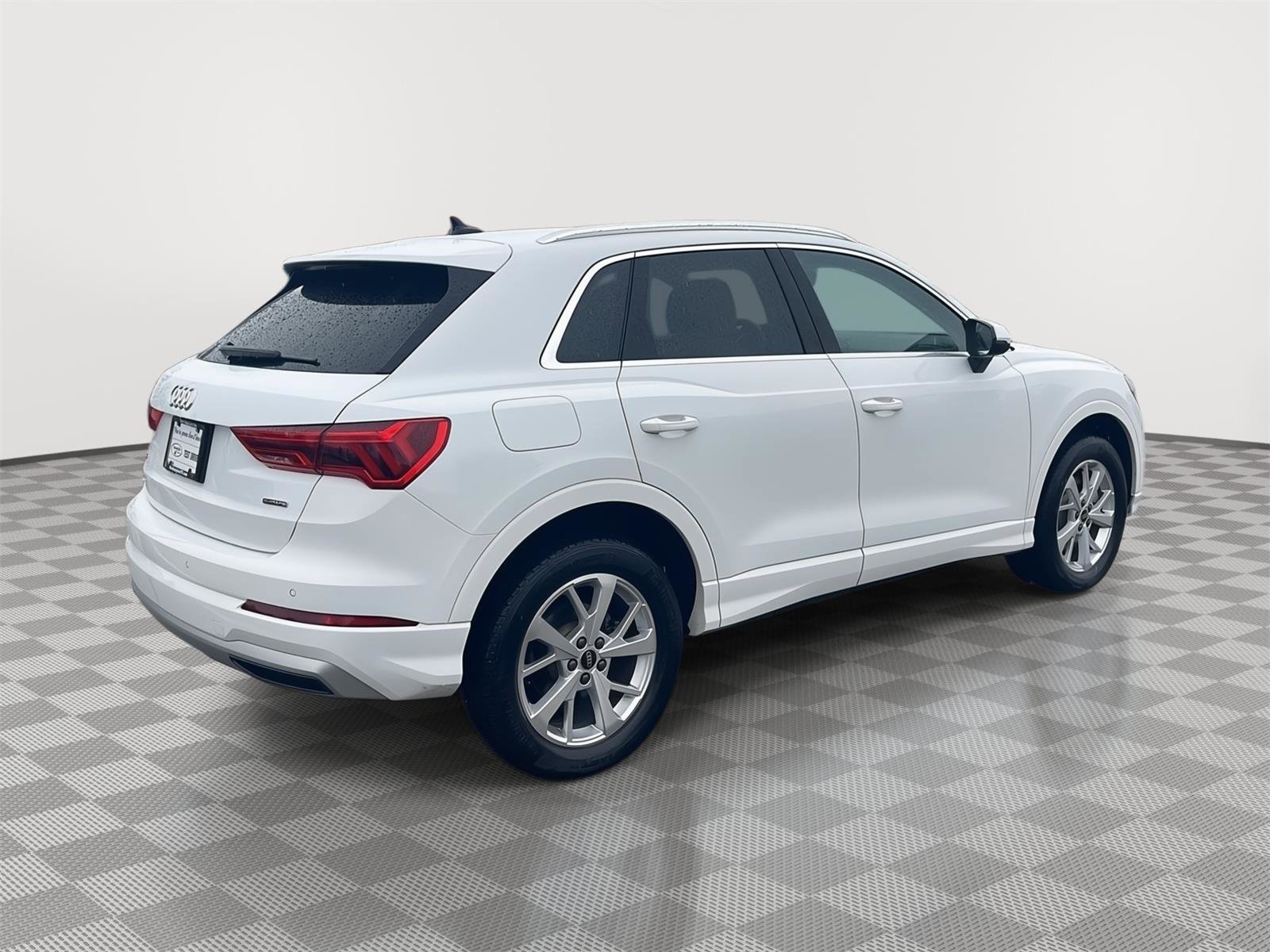 Used 2023 Audi Q3 2.0T Premium AWD/4WD image 7