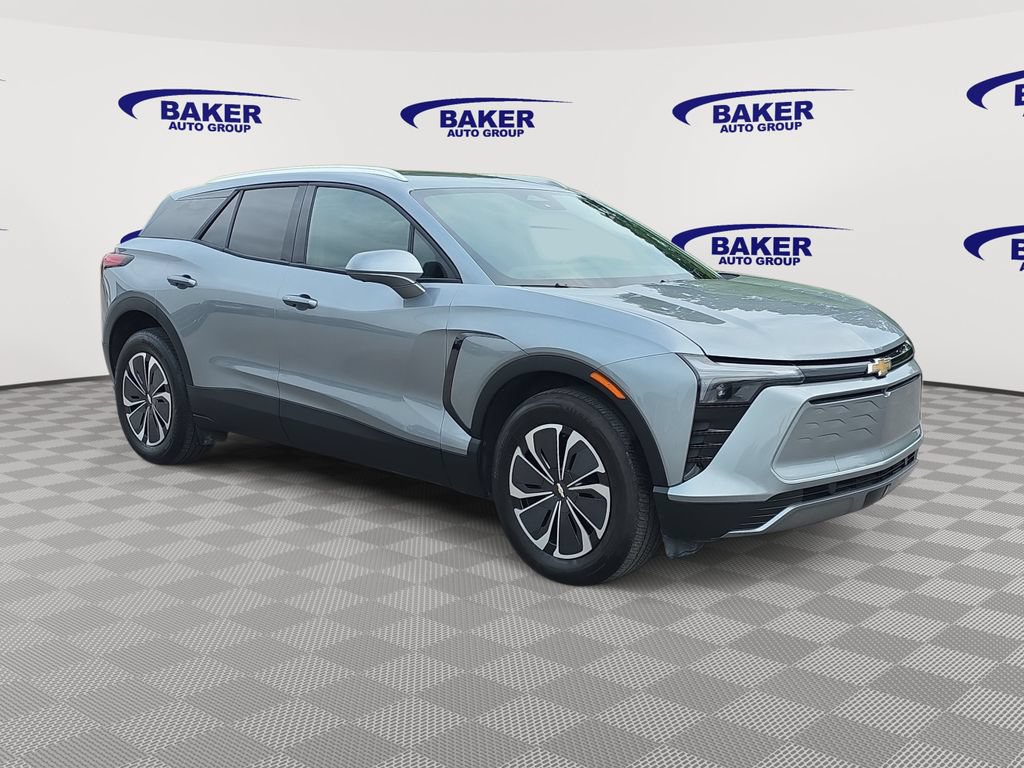 Used 2024 Chevrolet Blazer EV LT AWD/4WD image 3