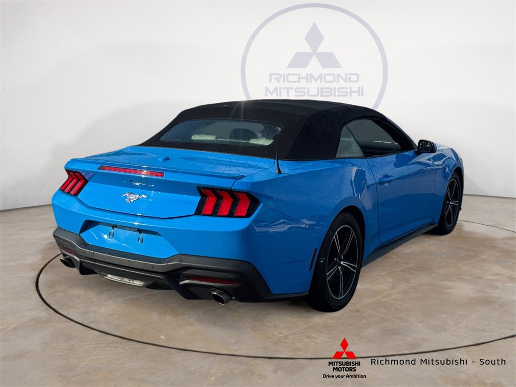 Used 2024 Ford Mustang Premium image 3