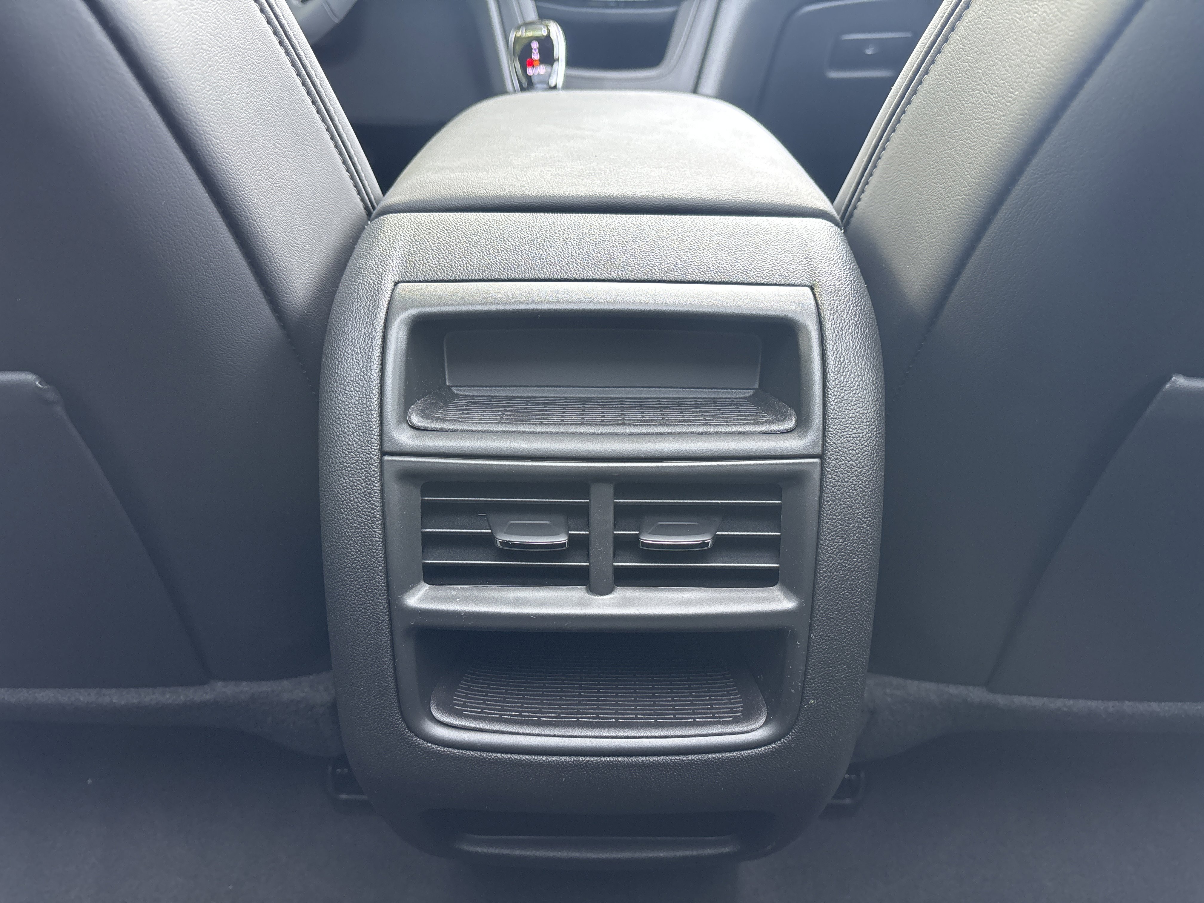 Used 2025 Cadillac XT5 Premium Luxury image 34