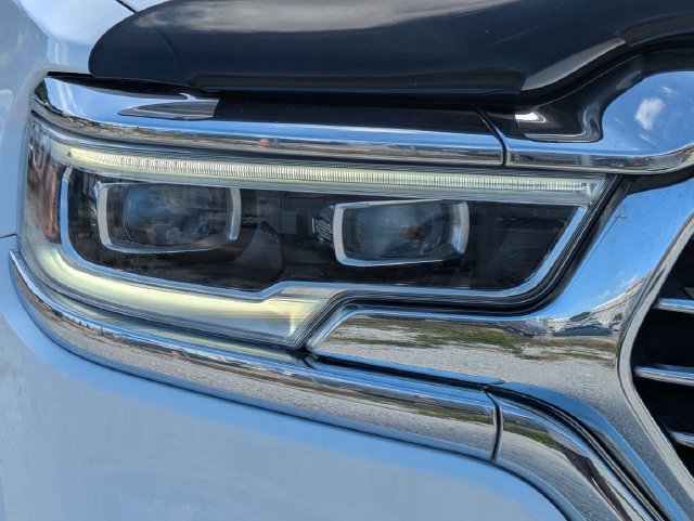 Used 2022 RAM 1500 Limited AWD/4WD image 9